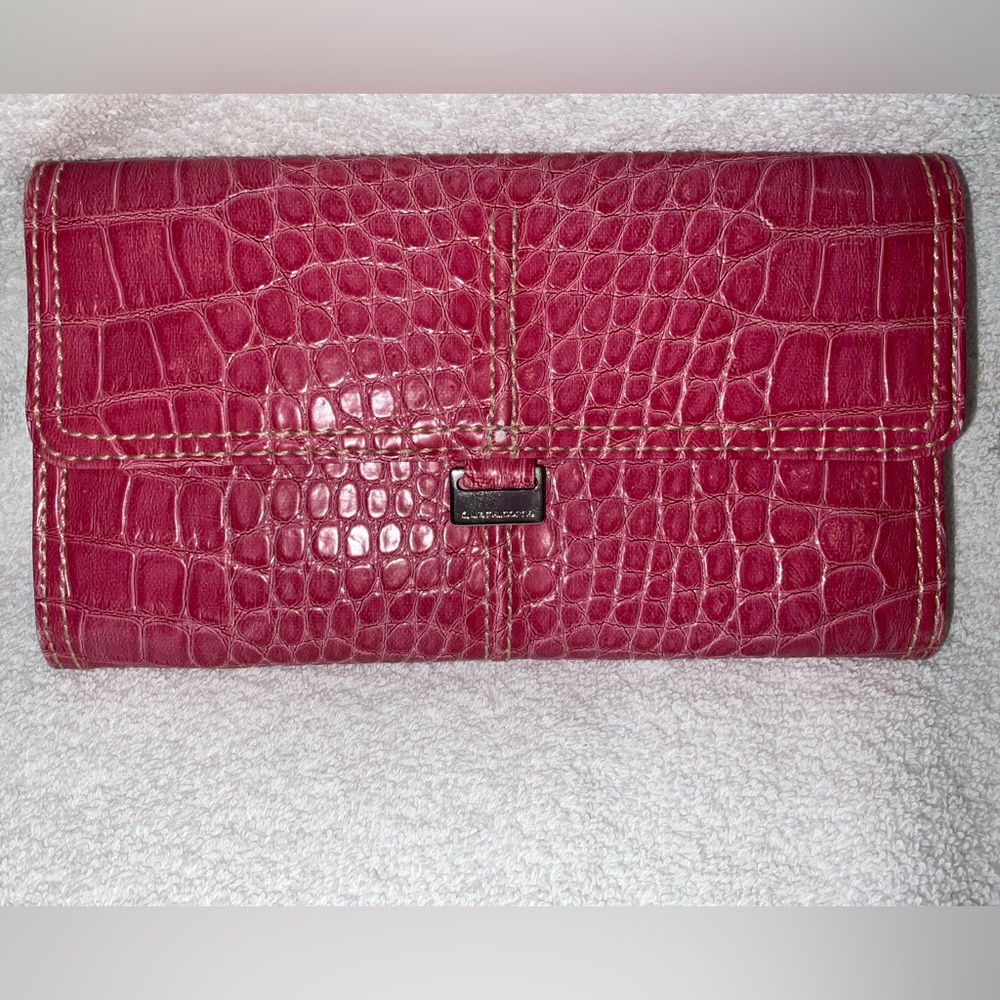 Wallet, Liz Claiborne Pink Croc Embossed